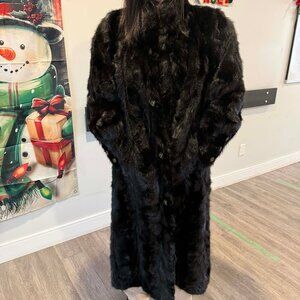 NEW PHOTOS! MINK COAT REVERSES TO WATER-RESISTANT FABRIC, BLACK & MULTICOLOUR,